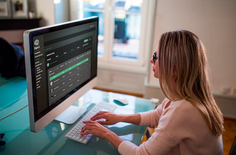 Graphic - Exhibitors